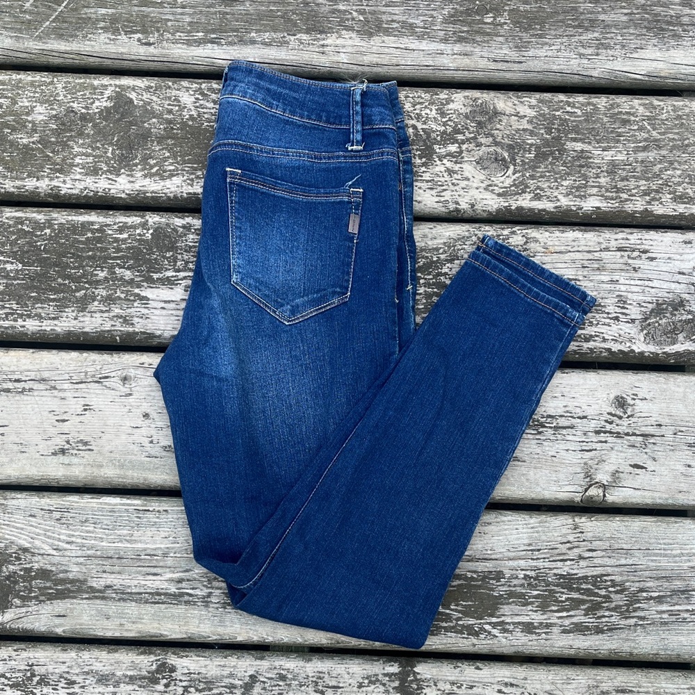 1822 Denim Women's Skinny Jeans in Deep Blue Size 8